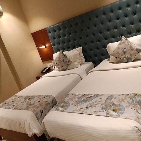 Sk Lords Inn Ahmadabad Zewnętrze zdjęcie