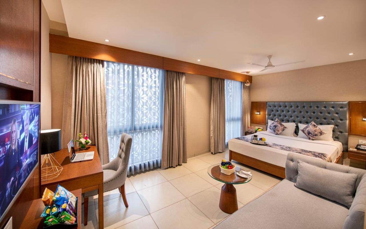 Sk Lords Inn Ahmadabad Zewnętrze zdjęcie