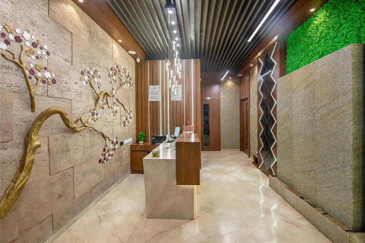 Sk Lords Inn Ahmadabad Zewnętrze zdjęcie